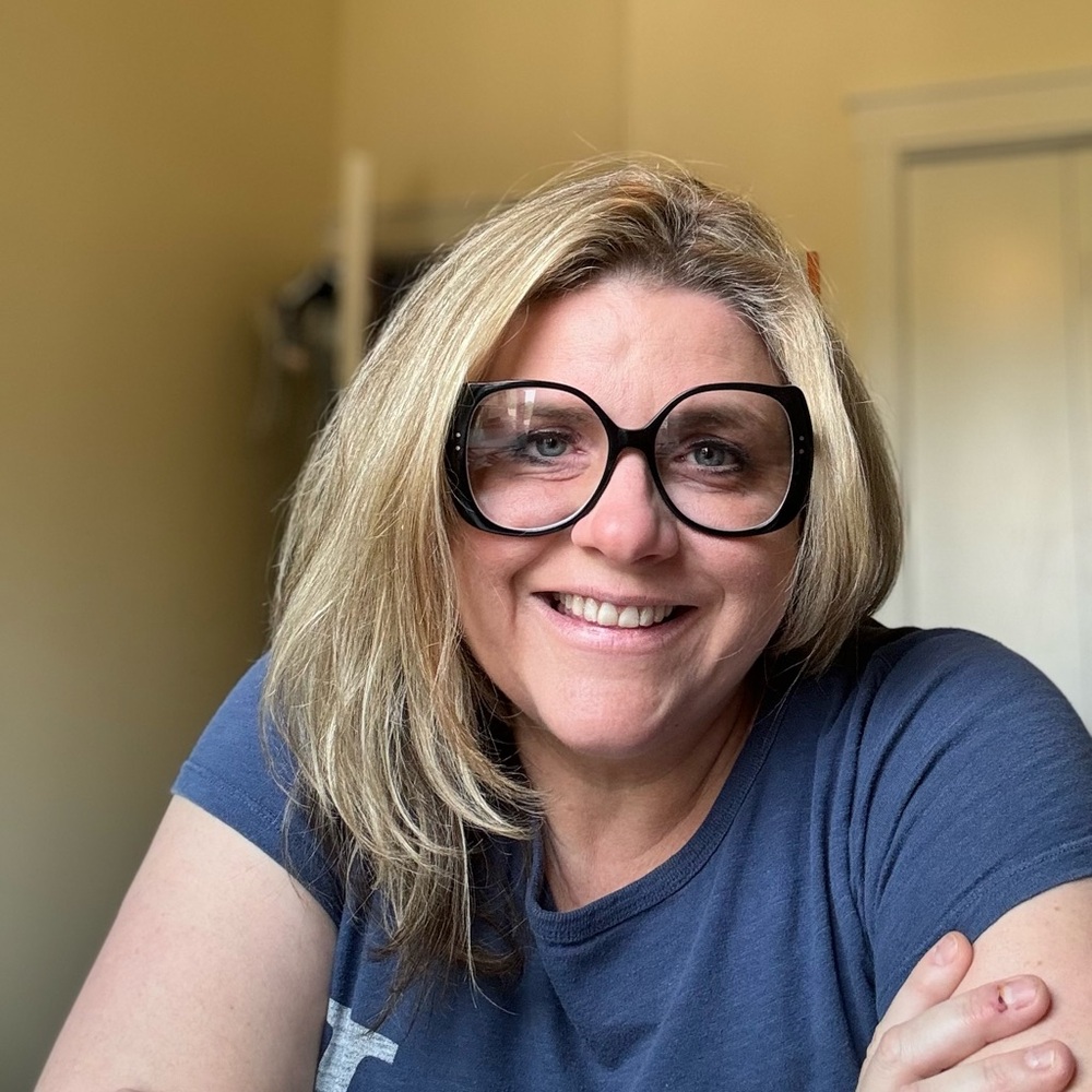 Meet your Posher, Yvonne